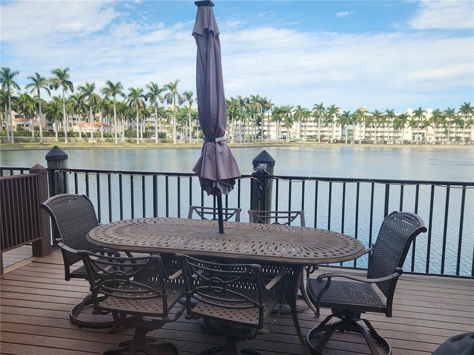 For Rent: $2,800 (3 beds, 2 baths, 1390 Square Feet)