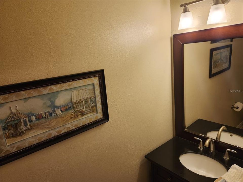 For Rent: $2,800 (3 beds, 2 baths, 1390 Square Feet)