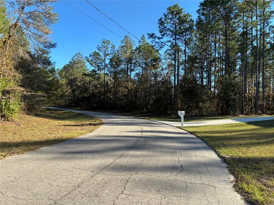 For Sale: $259,900 (3 beds, 2 baths, 1413 Square Feet)