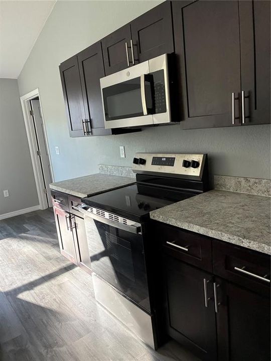 For Sale: $259,900 (3 beds, 2 baths, 1413 Square Feet)