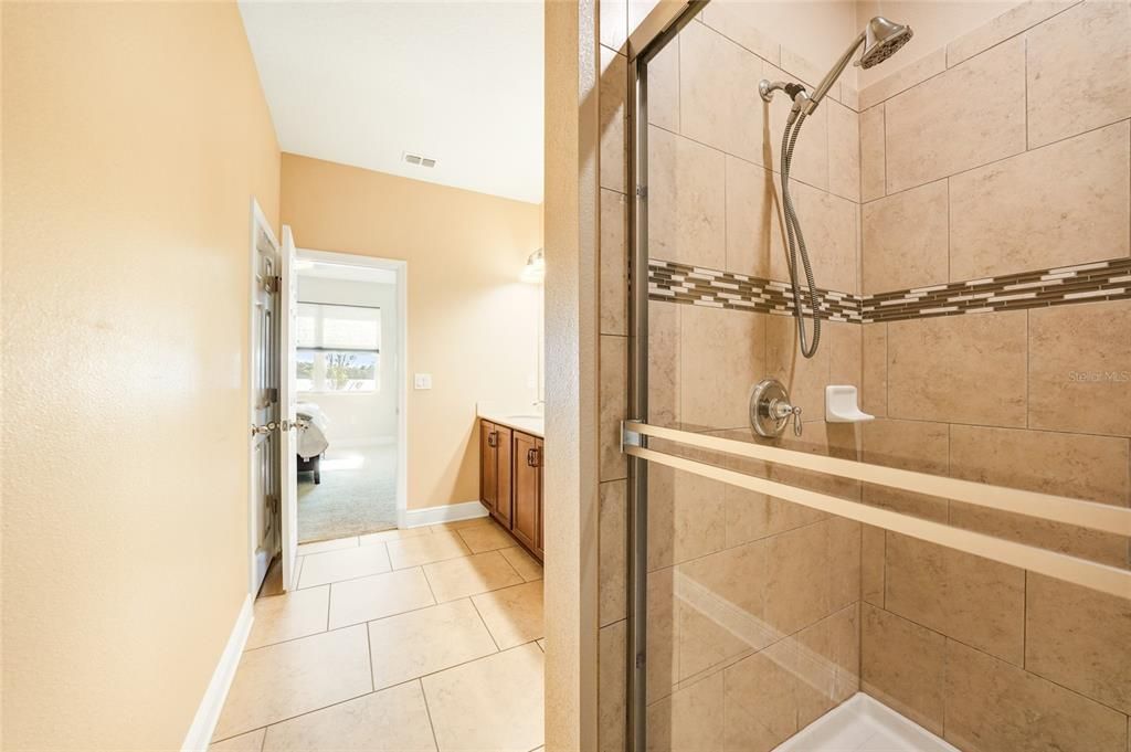 For Sale: $249,000 (2 beds, 2 baths, 1311 Square Feet)