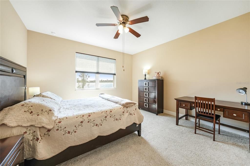 For Sale: $249,000 (2 beds, 2 baths, 1311 Square Feet)