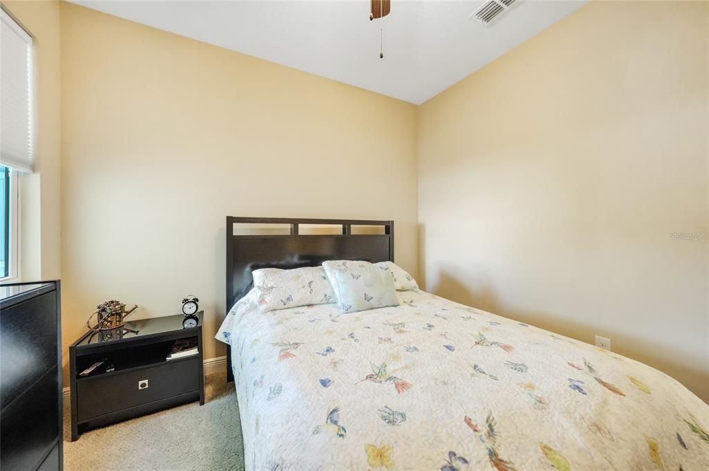 For Sale: $249,000 (2 beds, 2 baths, 1311 Square Feet)