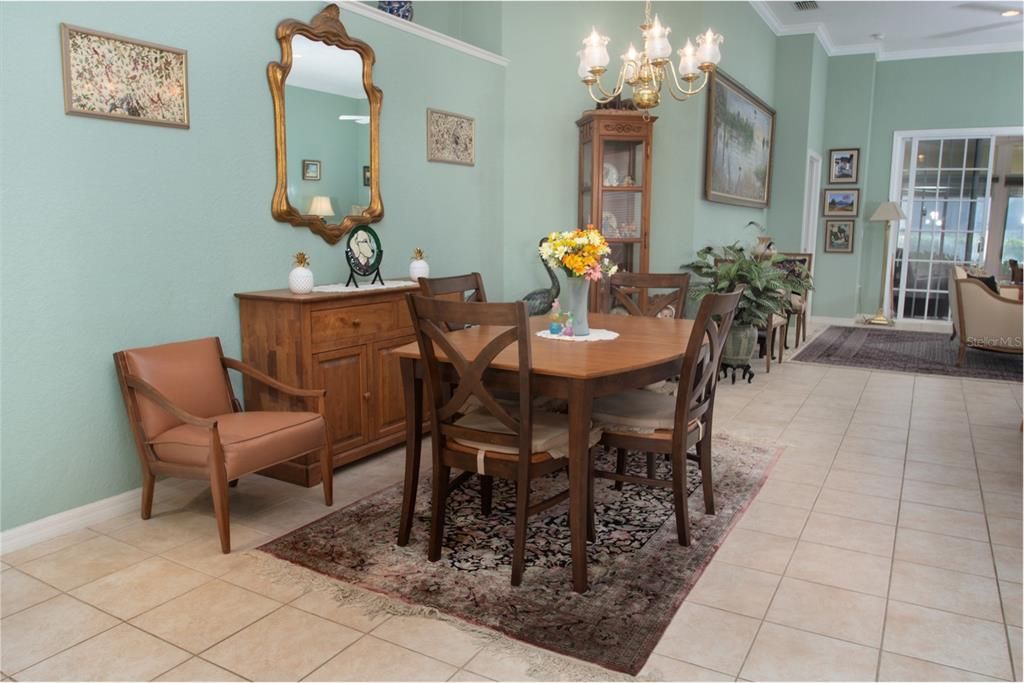 For Sale: $609,500 (3 beds, 2 baths, 1935 Square Feet)