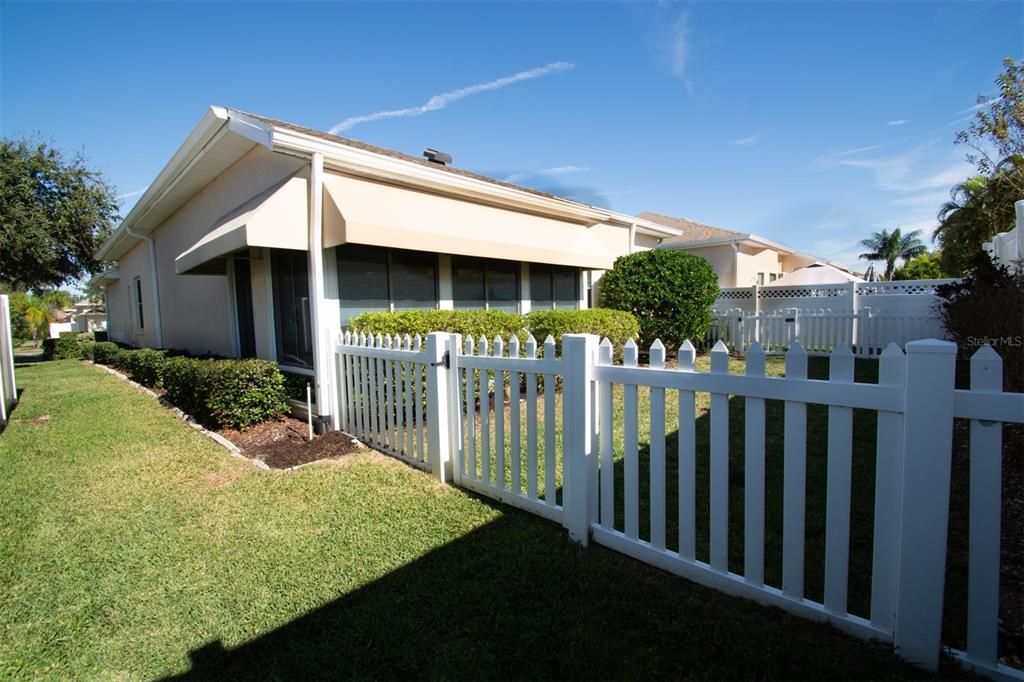 For Sale: $609,500 (3 beds, 2 baths, 1935 Square Feet)