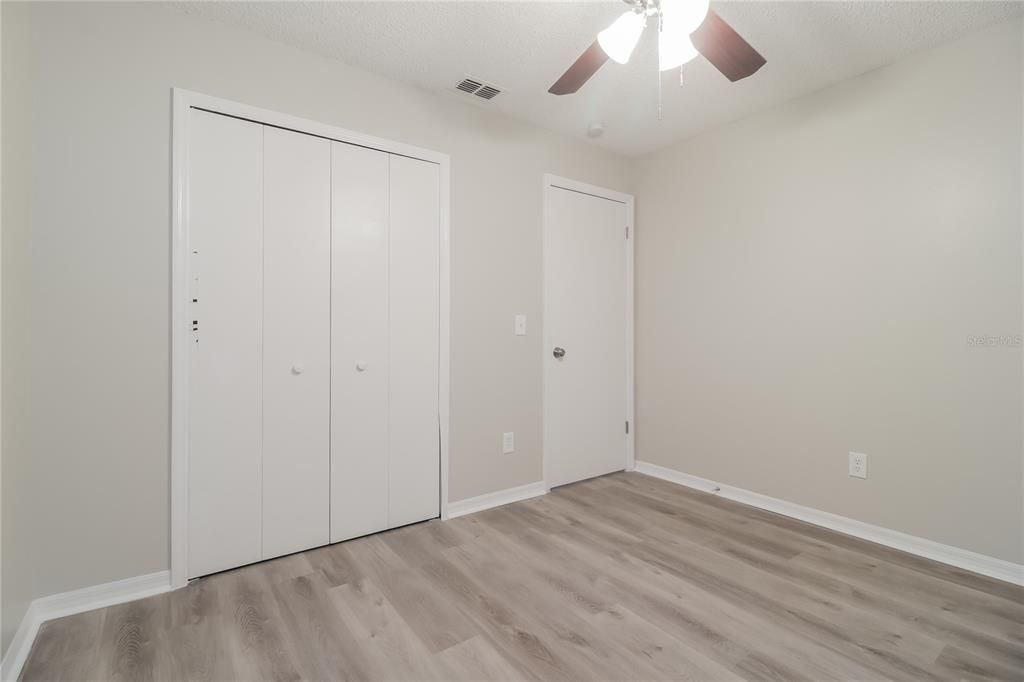 出租: $2,500 (3 贝兹, 2 浴室, 1243 平方英尺)