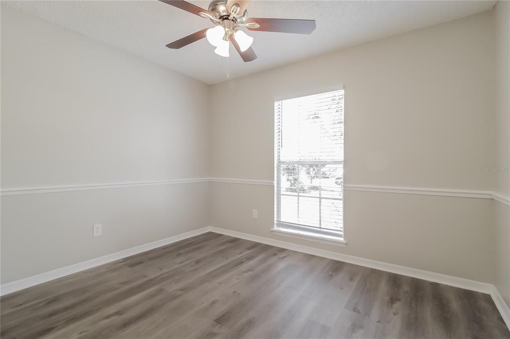 出租: $2,500 (3 贝兹, 2 浴室, 1243 平方英尺)