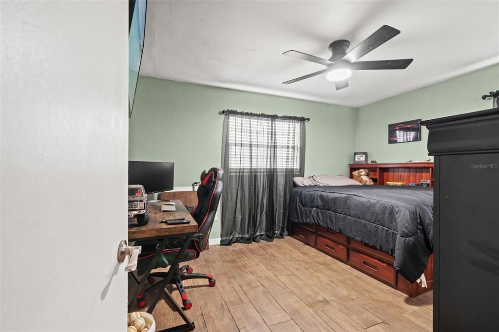 For Sale: $318,000 (3 beds, 1 baths, 1170 Square Feet)