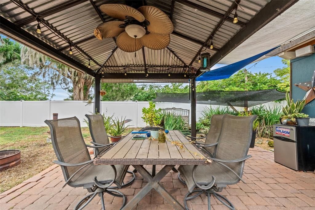 For Sale: $318,000 (3 beds, 1 baths, 1170 Square Feet)