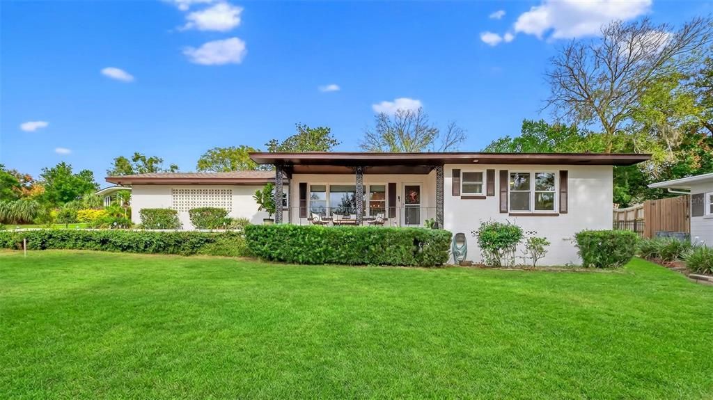 For Sale: $447,500 (2 beds, 2 baths, 1741 Square Feet)