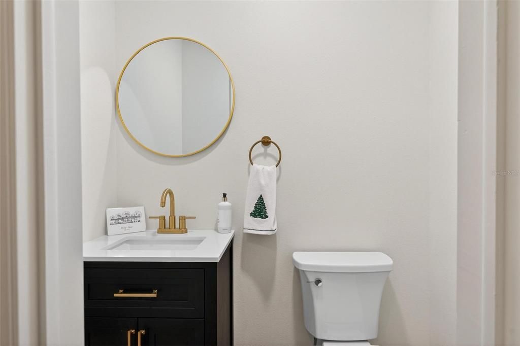 For Sale: $447,500 (2 beds, 2 baths, 1741 Square Feet)