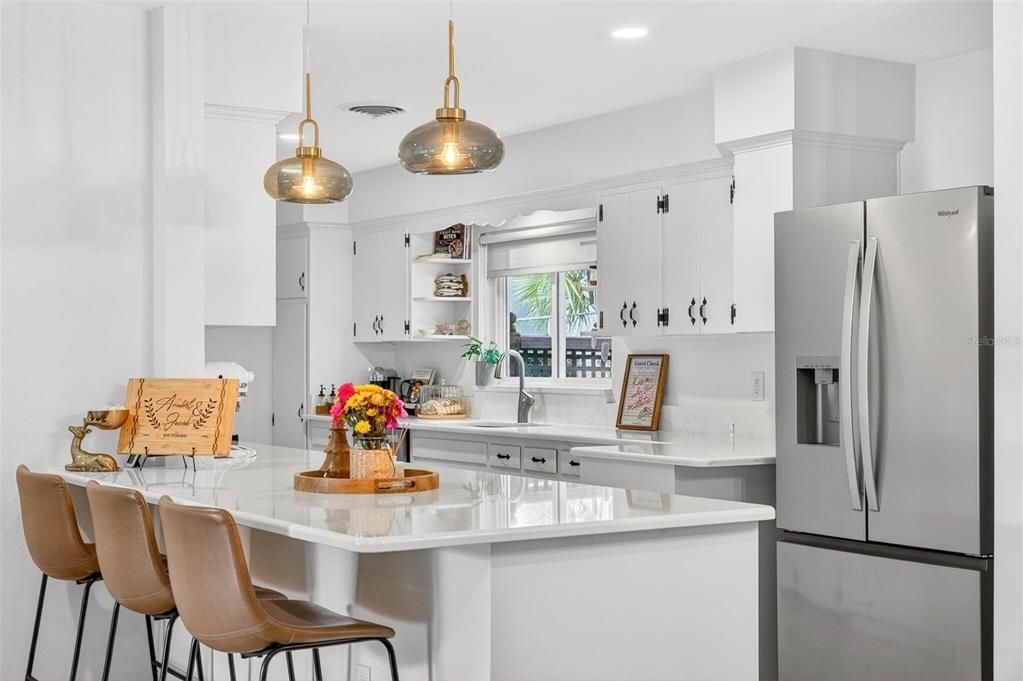 For Sale: $447,500 (2 beds, 2 baths, 1741 Square Feet)