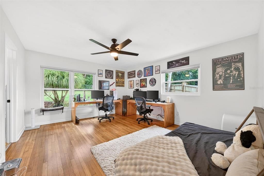 For Sale: $447,500 (2 beds, 2 baths, 1741 Square Feet)