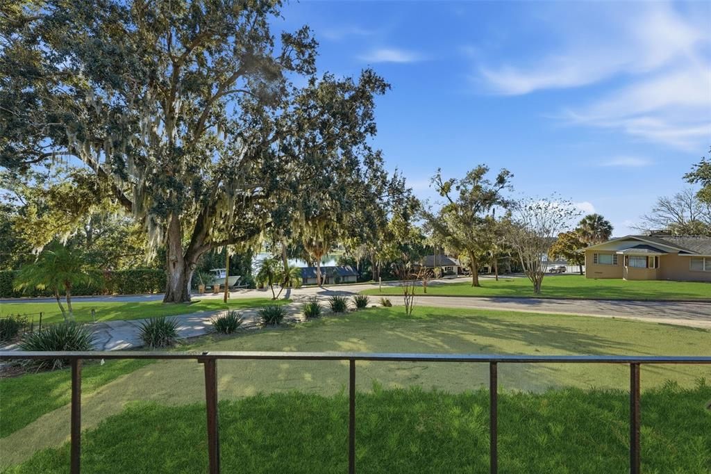 For Sale: $447,500 (2 beds, 2 baths, 1741 Square Feet)