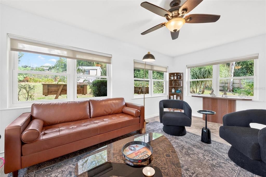 For Sale: $447,500 (2 beds, 2 baths, 1741 Square Feet)