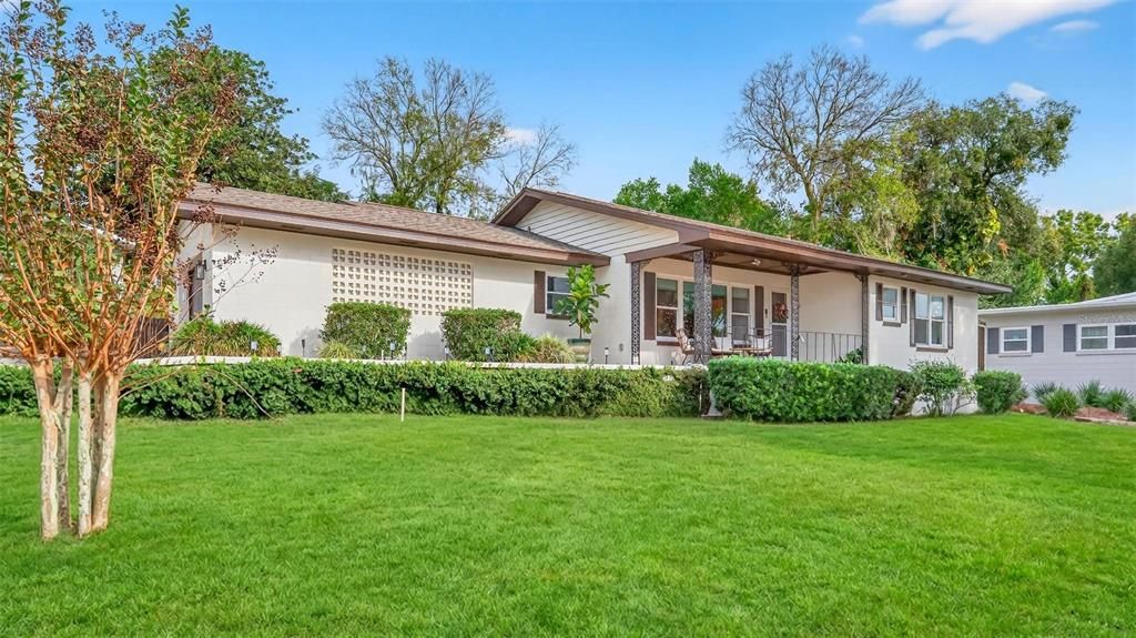 For Sale: $447,500 (2 beds, 2 baths, 1741 Square Feet)