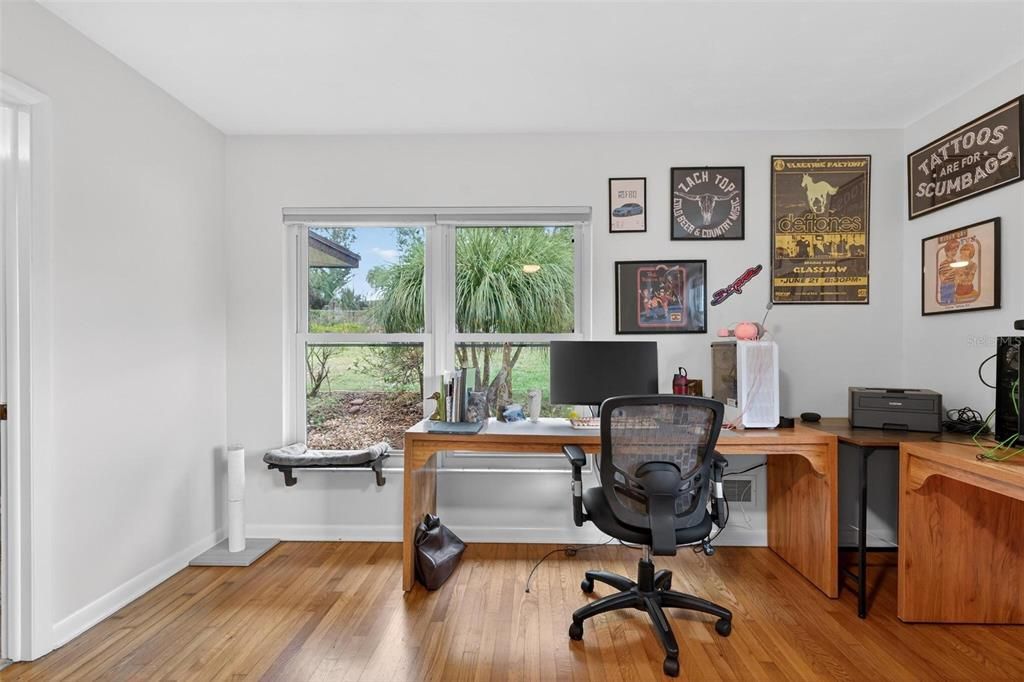 For Sale: $447,500 (2 beds, 2 baths, 1741 Square Feet)