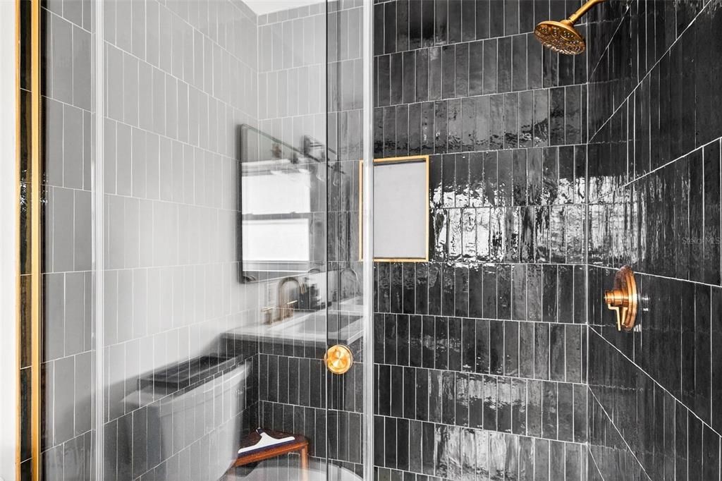 For Sale: $447,500 (2 beds, 2 baths, 1741 Square Feet)