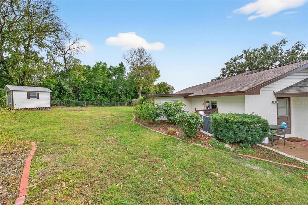 For Sale: $447,500 (2 beds, 2 baths, 1741 Square Feet)