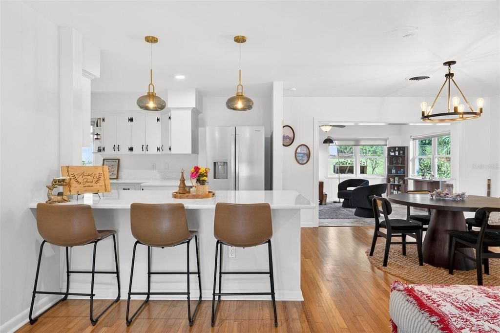 For Sale: $447,500 (2 beds, 2 baths, 1741 Square Feet)