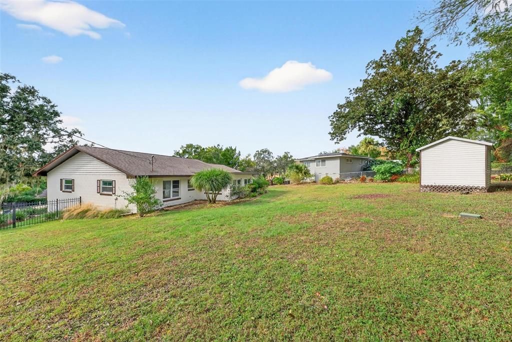 For Sale: $447,500 (2 beds, 2 baths, 1741 Square Feet)