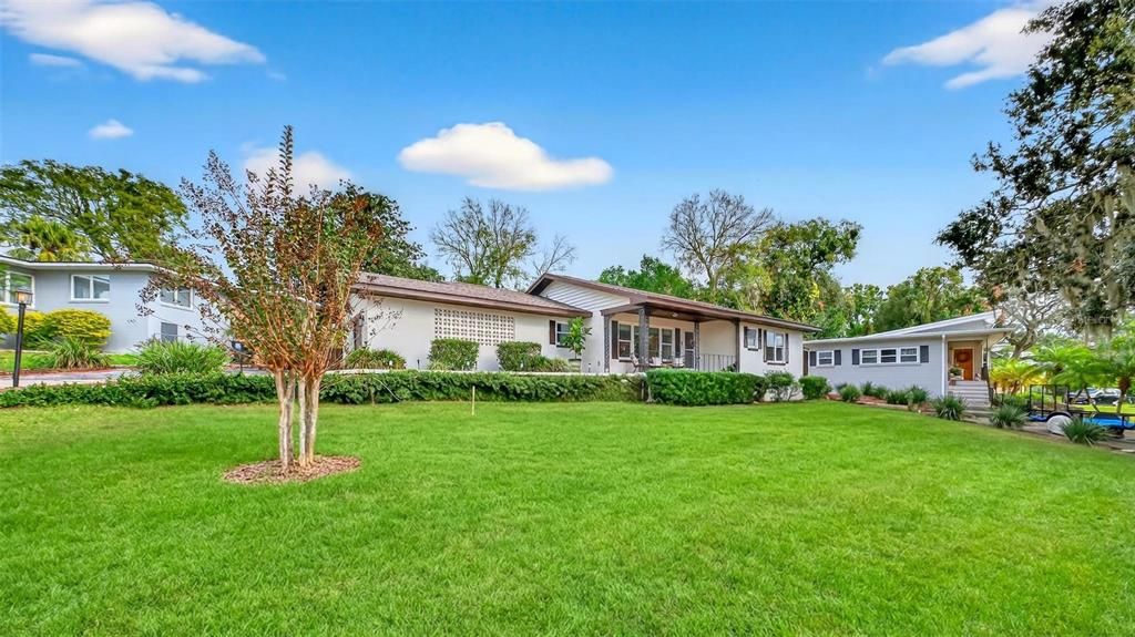 For Sale: $447,500 (2 beds, 2 baths, 1741 Square Feet)