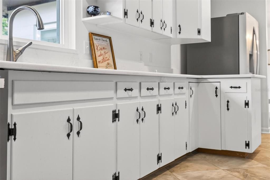 For Sale: $447,500 (2 beds, 2 baths, 1741 Square Feet)