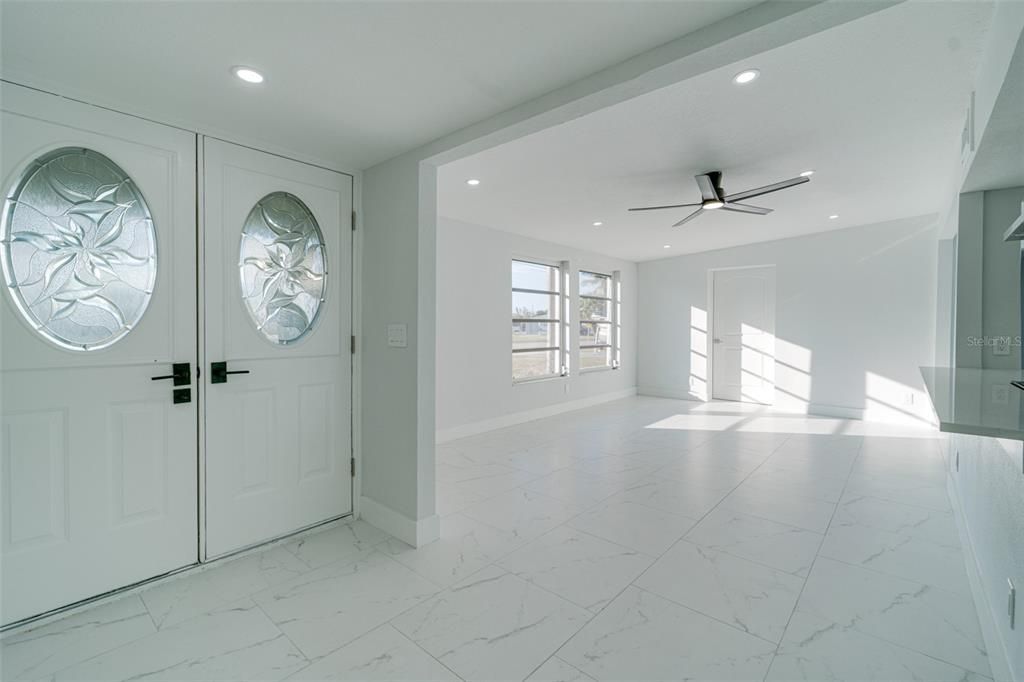 For Sale: $399,926 (3 beds, 2 baths, 1896 Square Feet)