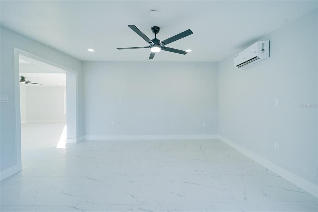 For Sale: $399,926 (3 beds, 2 baths, 1896 Square Feet)