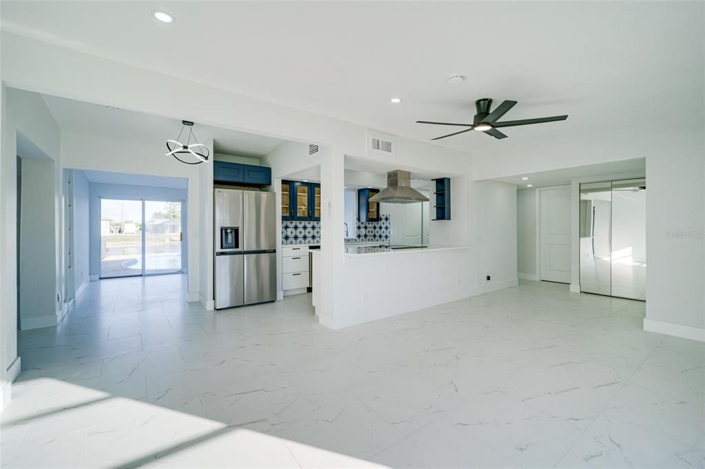 For Sale: $399,926 (3 beds, 2 baths, 1896 Square Feet)