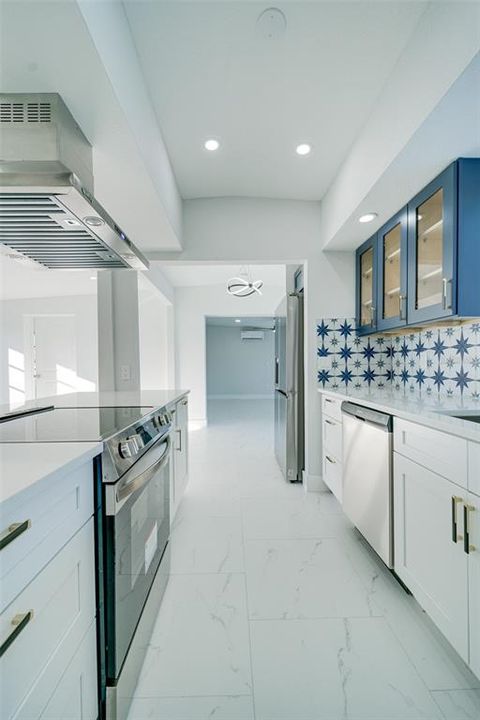 For Sale: $399,926 (3 beds, 2 baths, 1896 Square Feet)