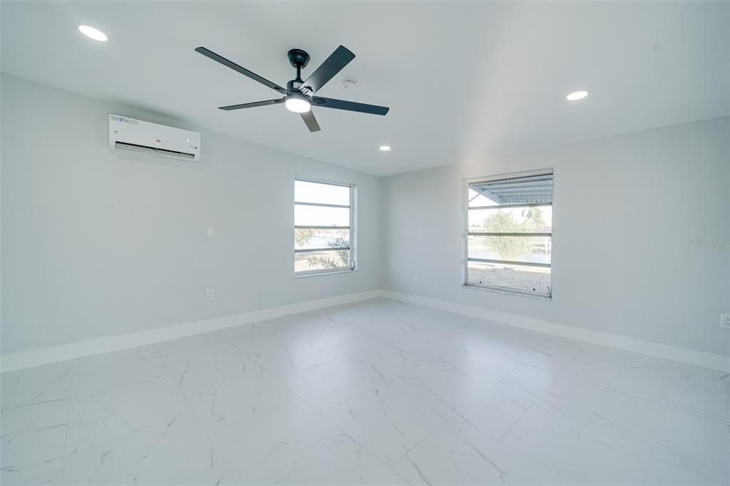 For Sale: $399,926 (3 beds, 2 baths, 1896 Square Feet)