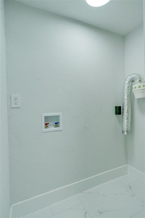 For Sale: $399,926 (3 beds, 2 baths, 1896 Square Feet)