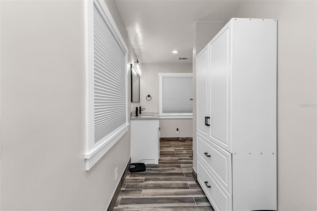 En Venta: $323,550 (3 camas, 2 baños, 1438 Pies cuadrados)