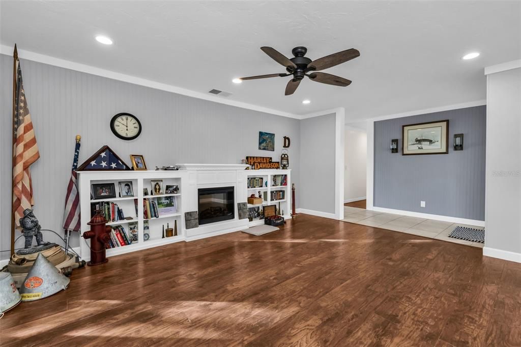 En Venta: $323,550 (3 camas, 2 baños, 1438 Pies cuadrados)