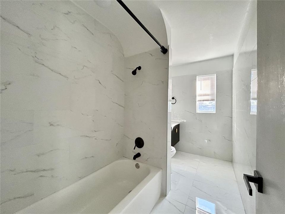 В аренду: $1,850 (1 спален, 1 ванн, 1090 Квадратных фут)