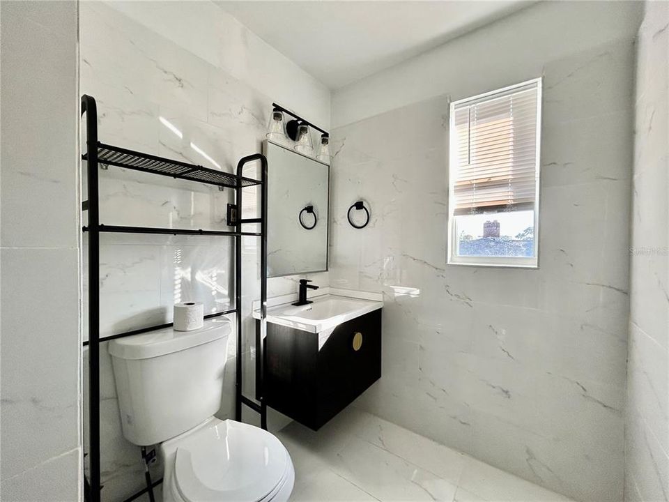 В аренду: $1,850 (1 спален, 1 ванн, 1090 Квадратных фут)