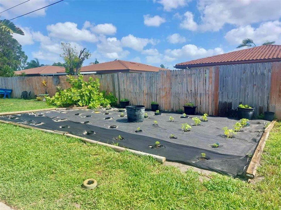 En Venta: $425,000 (3 camas, 3 baños, 1722 Pies cuadrados)