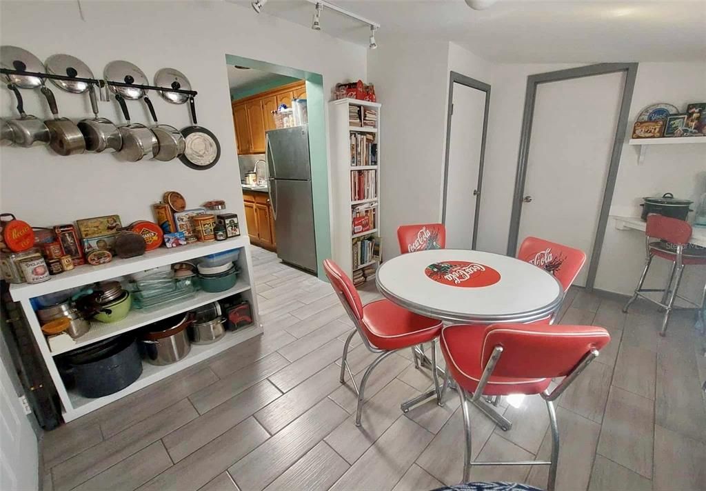 En Venta: $425,000 (3 camas, 3 baños, 1722 Pies cuadrados)