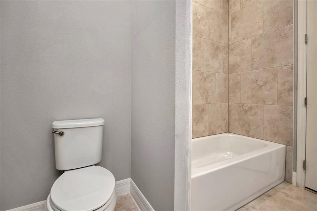 For Sale: $519,000 (4 beds, 3 baths, 2478 Square Feet)