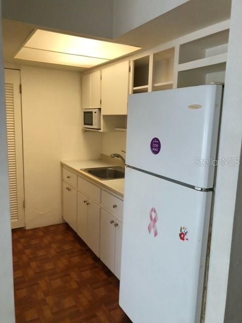 待售: $79,900 (1 贝兹, 1 浴室, 523 平方英尺)