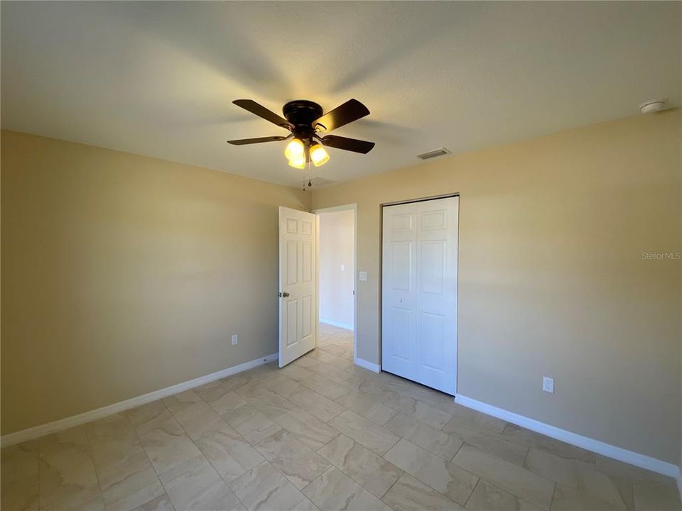 For Rent: $1,650 (3 beds, 2 baths, 1293 Square Feet)