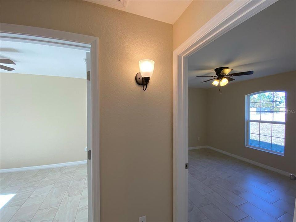 For Rent: $1,650 (3 beds, 2 baths, 1293 Square Feet)