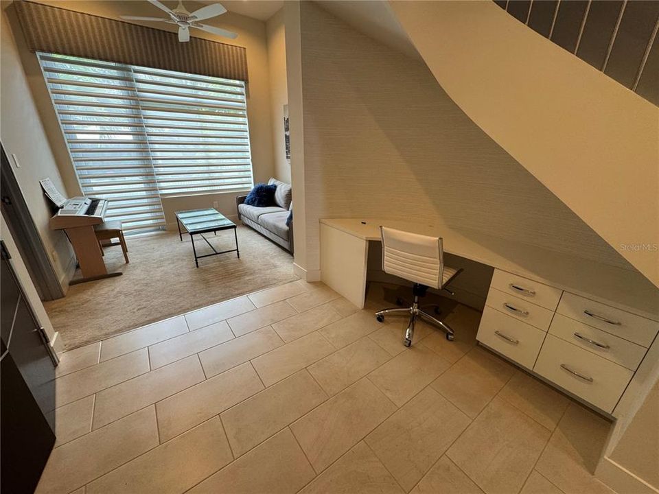 В аренду: $7,900 (2 спален, 2 ванн, 1699 Квадратных фут)