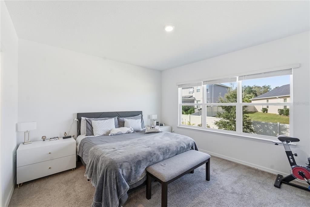 待售: $490,000 (4 贝兹, 2 浴室, 2197 平方英尺)