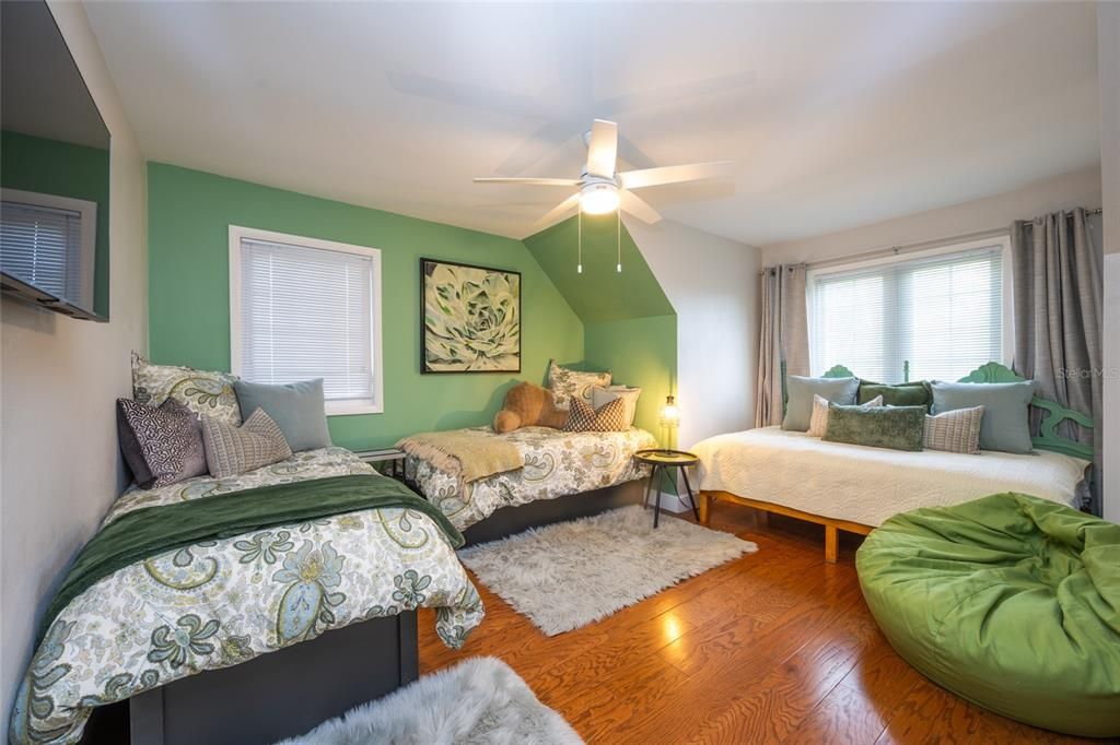 For Rent: $5,000 (3 beds, 3 baths, 2451 Square Feet)