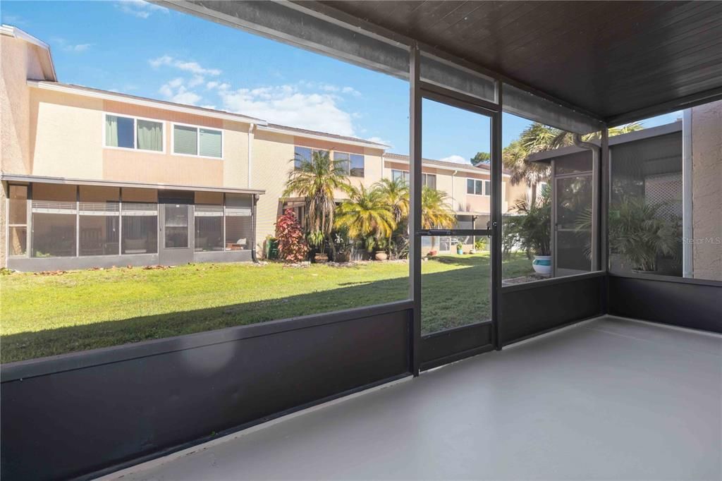 For Sale: $255,000 (2 beds, 2 baths, 1190 Square Feet)