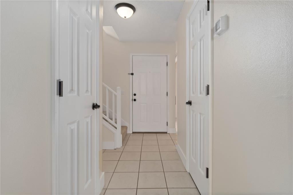 For Sale: $255,000 (2 beds, 2 baths, 1190 Square Feet)