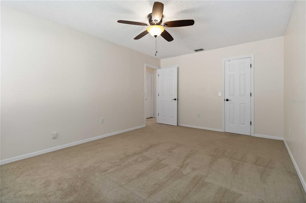 For Sale: $255,000 (2 beds, 2 baths, 1190 Square Feet)