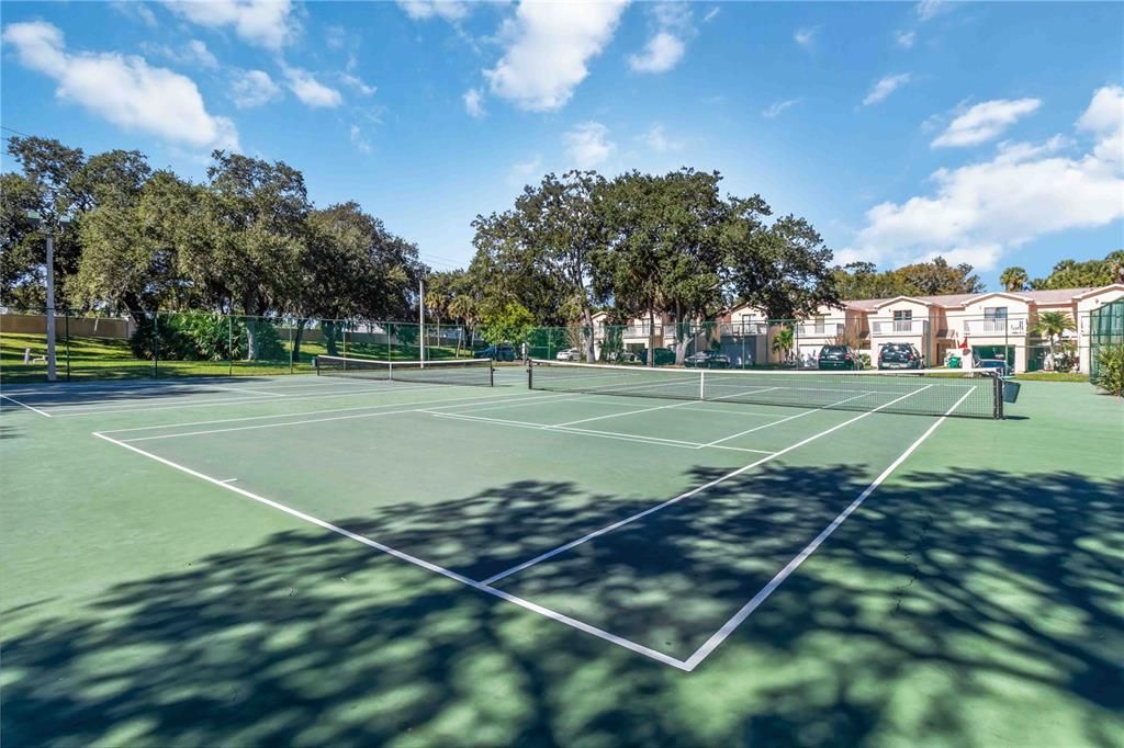 For Sale: $255,000 (2 beds, 2 baths, 1190 Square Feet)